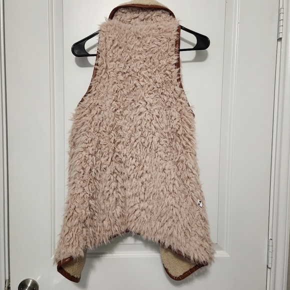 Simply Southern Collection Faux Sherpa Reversible Vest Size M - Picture 6 of 7